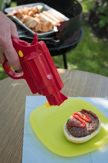 Mērču pistole ar diviem trauciņiem