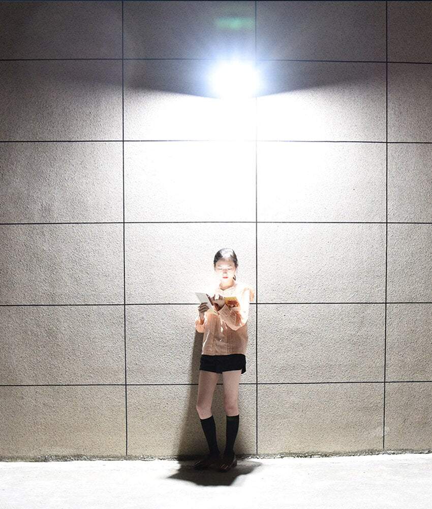 Ārā lampa ar saules paneli un kustības sensoru ūdensizturīga ar tālvadības pulti