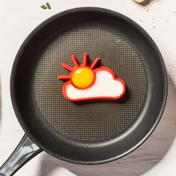 Olu forma - saule un mākonis