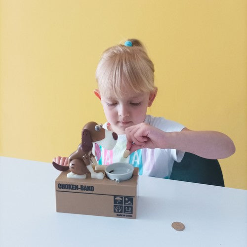 Baterijām darbināma krājkasīte - brūns suns