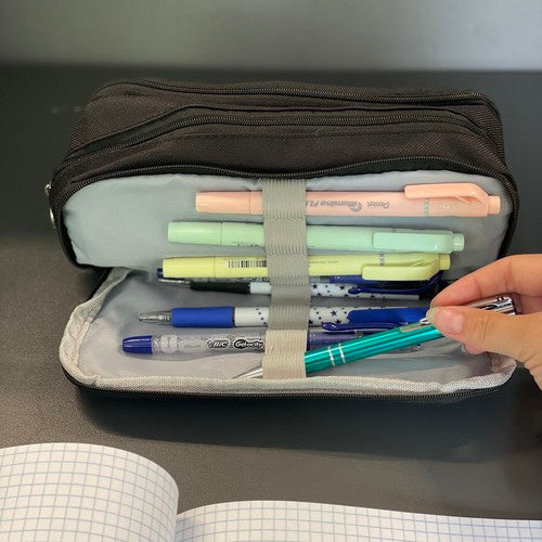 Trīskārši salokāms zīmuļu maciņš - melns Maaleo