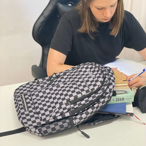 Mugursoma 22l - rūtaina Kruzzel