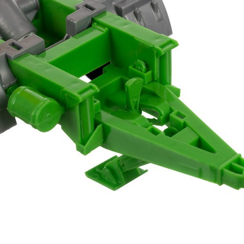 Ferma - traktors ar piekabi