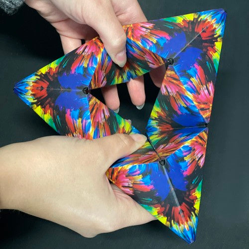 Antistresa kubs - magnētisks