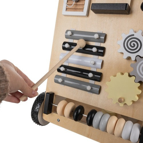 Koka stūmējamais staigulītis - Kruzzel