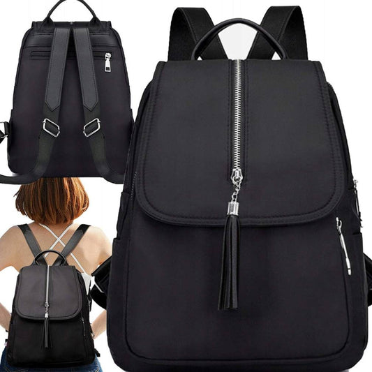 Sieviešu mugursoma ar sudraba krāsas detaļām