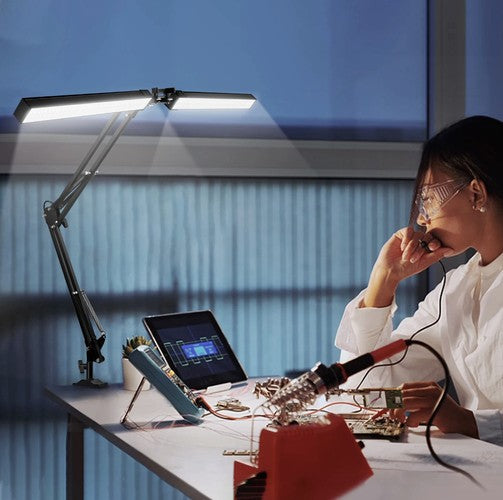 Zīmēšanas galda lampa