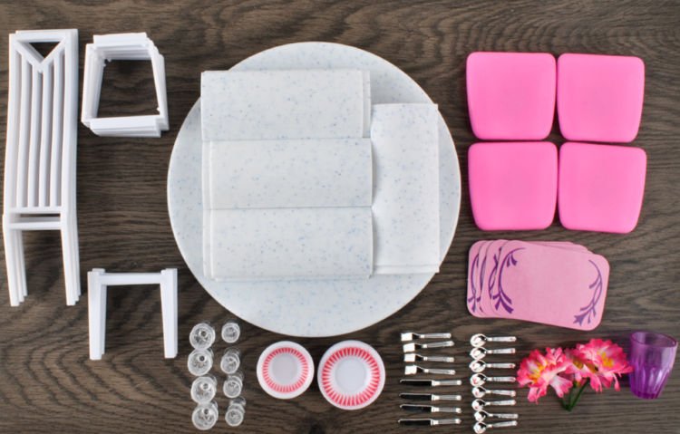 Mēbeļu komplekts lellēm