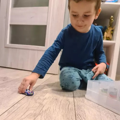 Krāsainu automašīnu komplekts 1: 64 - 16 gab