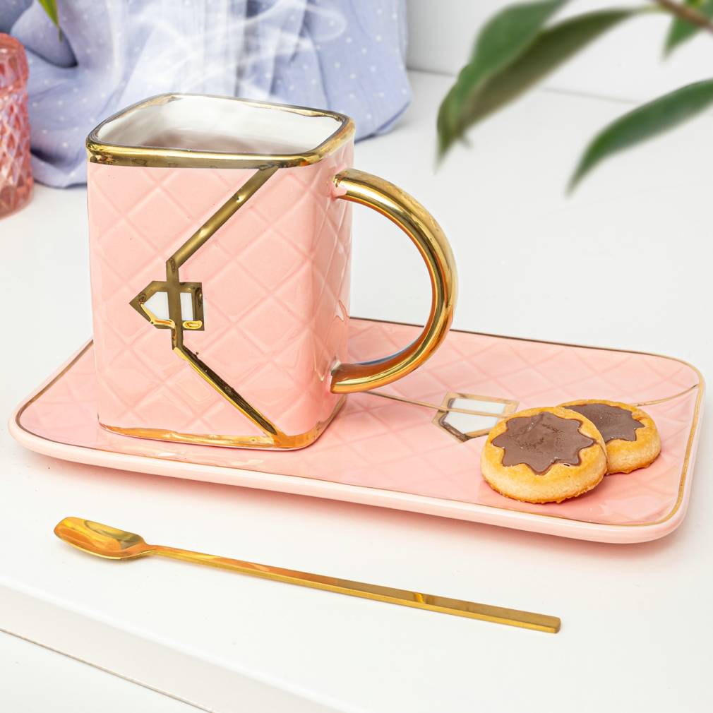 Krūzes komplekts ar karoti un apakštasīti - keramikas somiņa