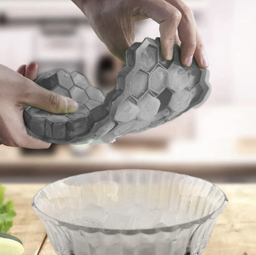 Silikona veidne ledus gabaliņiem