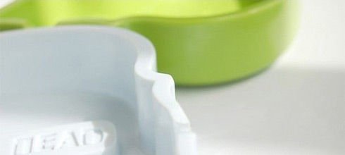 Pelnutrauks - balts skeletgalva.