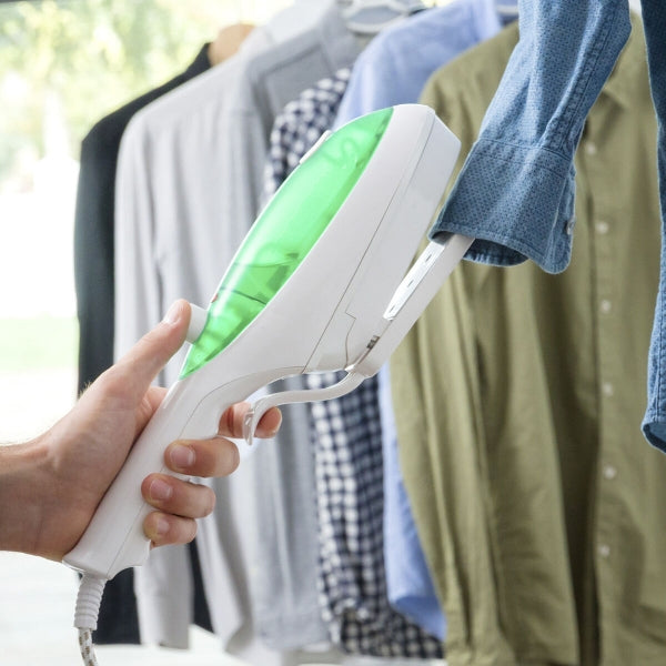 Vertikālais tvaika gludeklis