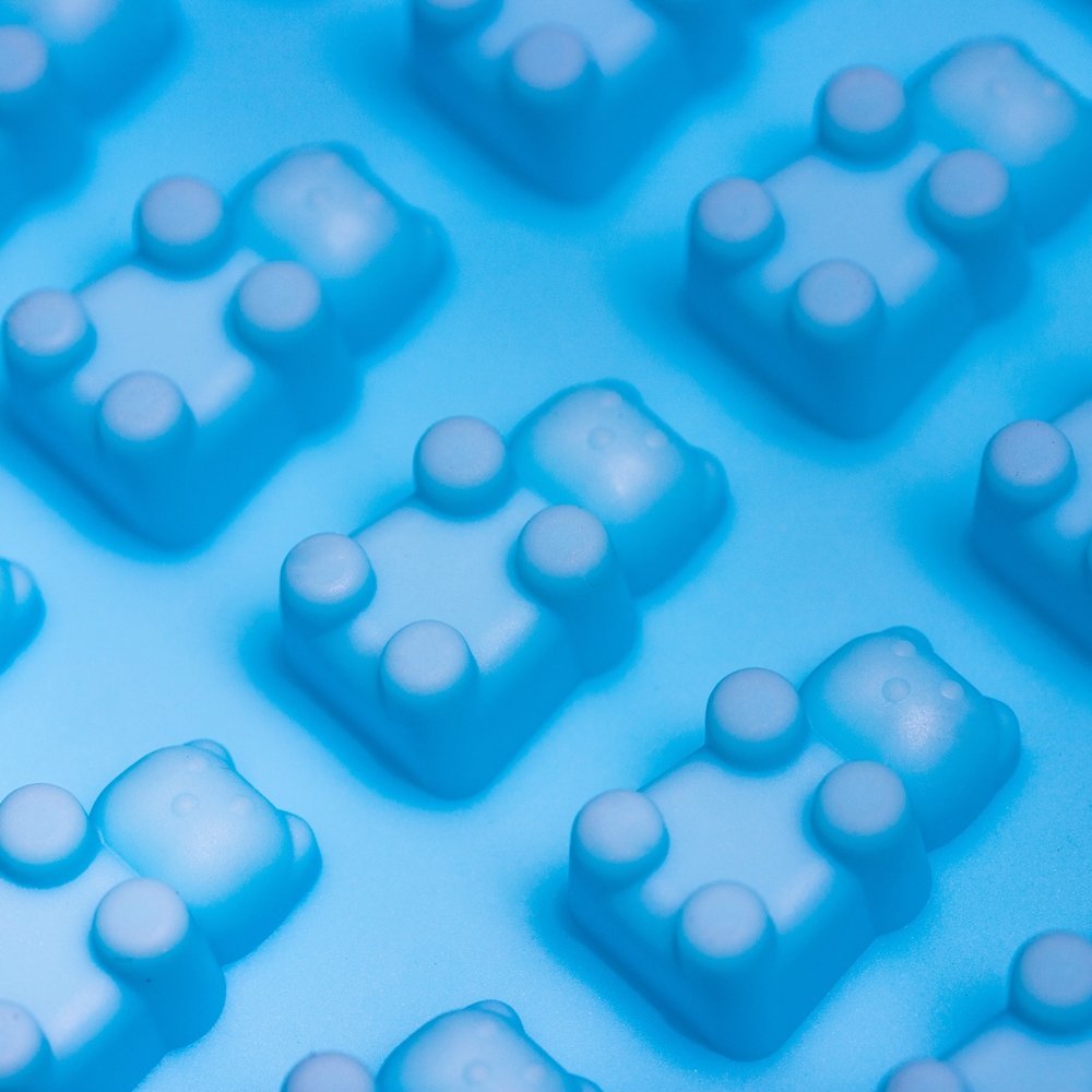 Gumijlāču želeja, šokolāde, ledus veidne