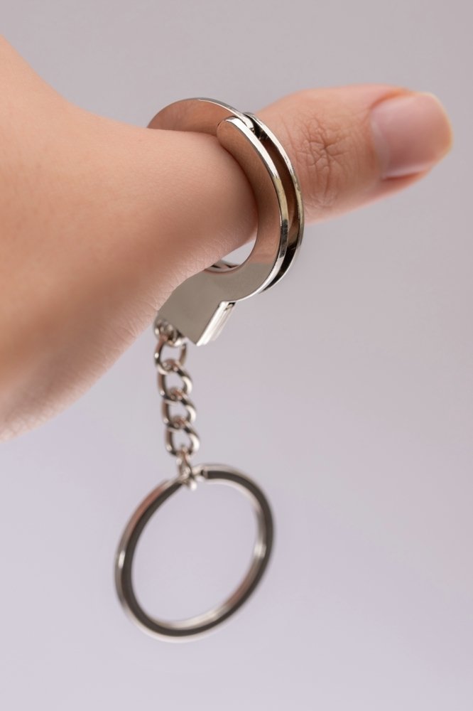 Atslēgu piekariņi ROKU DZELŽI