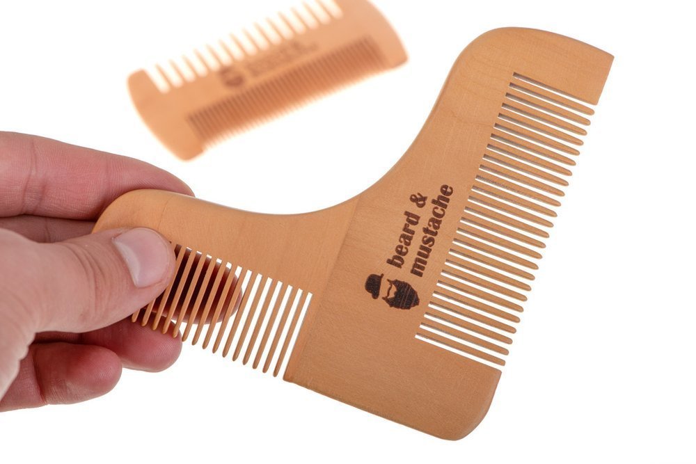 Bārdas un ūsu ķemmes komplekts