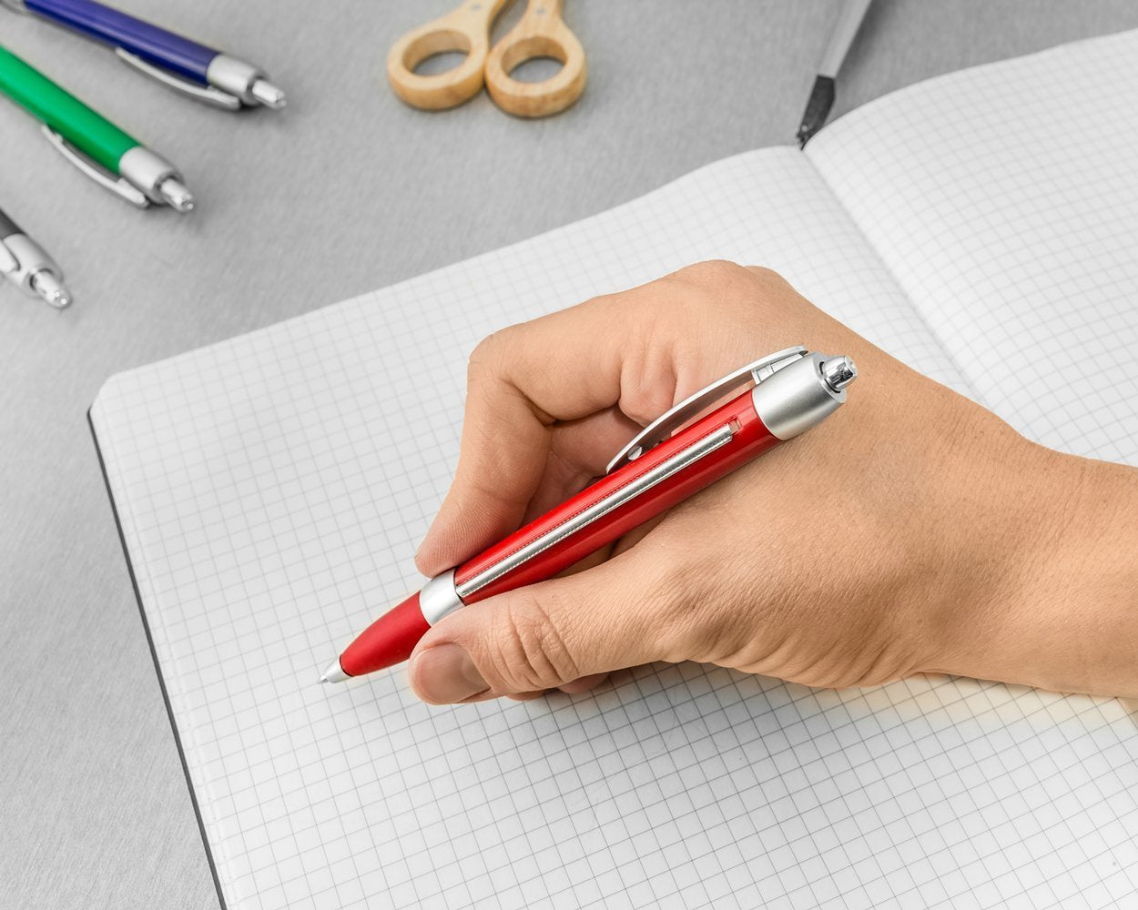 Reklāmkarogu pildspalva SARKANA