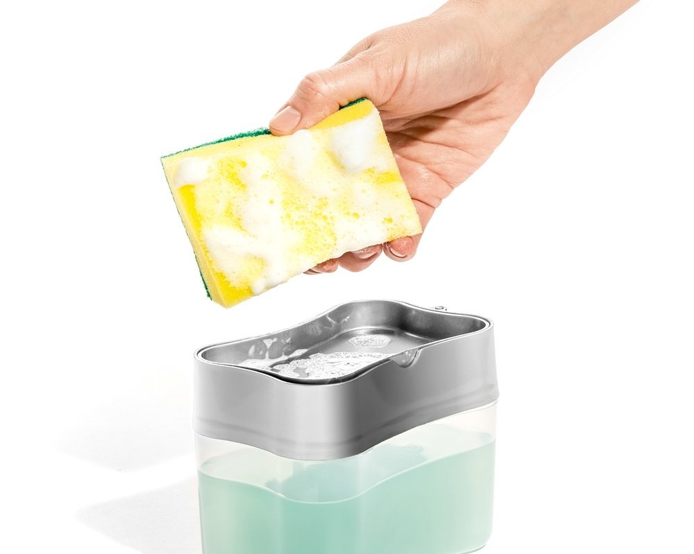 Šķidruma dozators ar sūkli