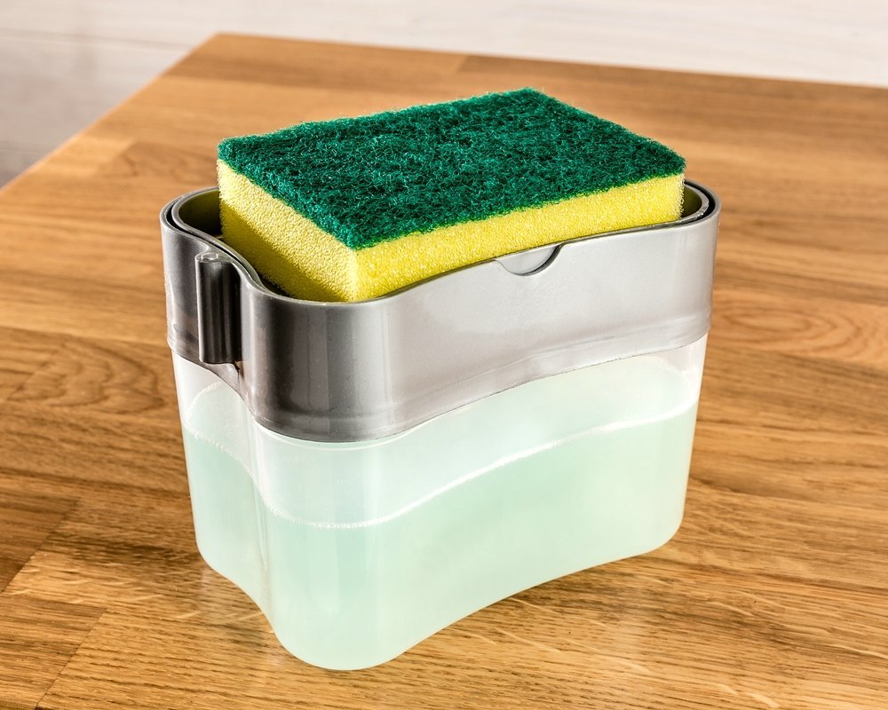 Šķidruma dozators ar sūkli