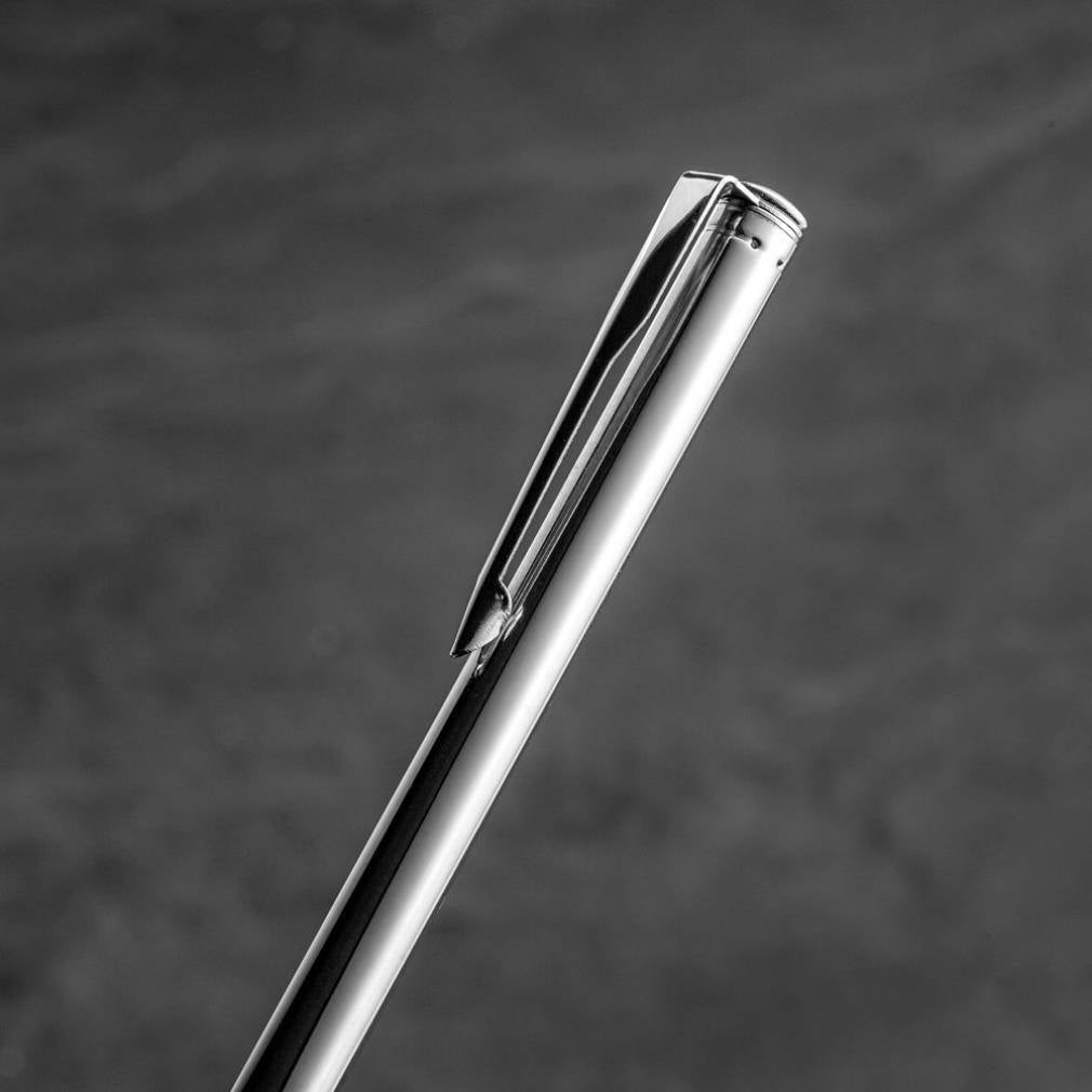 Teleskopiska magnētiskā nūja