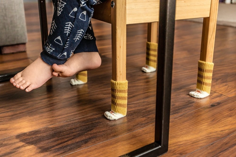 KAĶU ZEĶES -mēbeļu kāju aizsargi