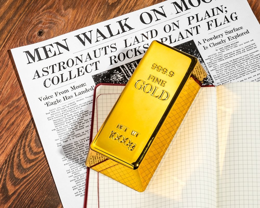 Zelta stieņi - durvju aizbāznis