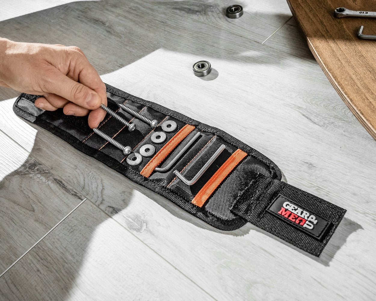 Magnētiska rokas lente ar kabatām