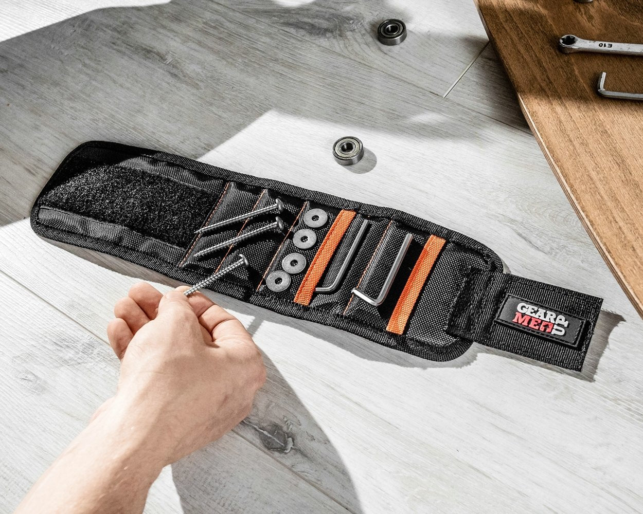 Magnētiska rokas lente ar kabatām