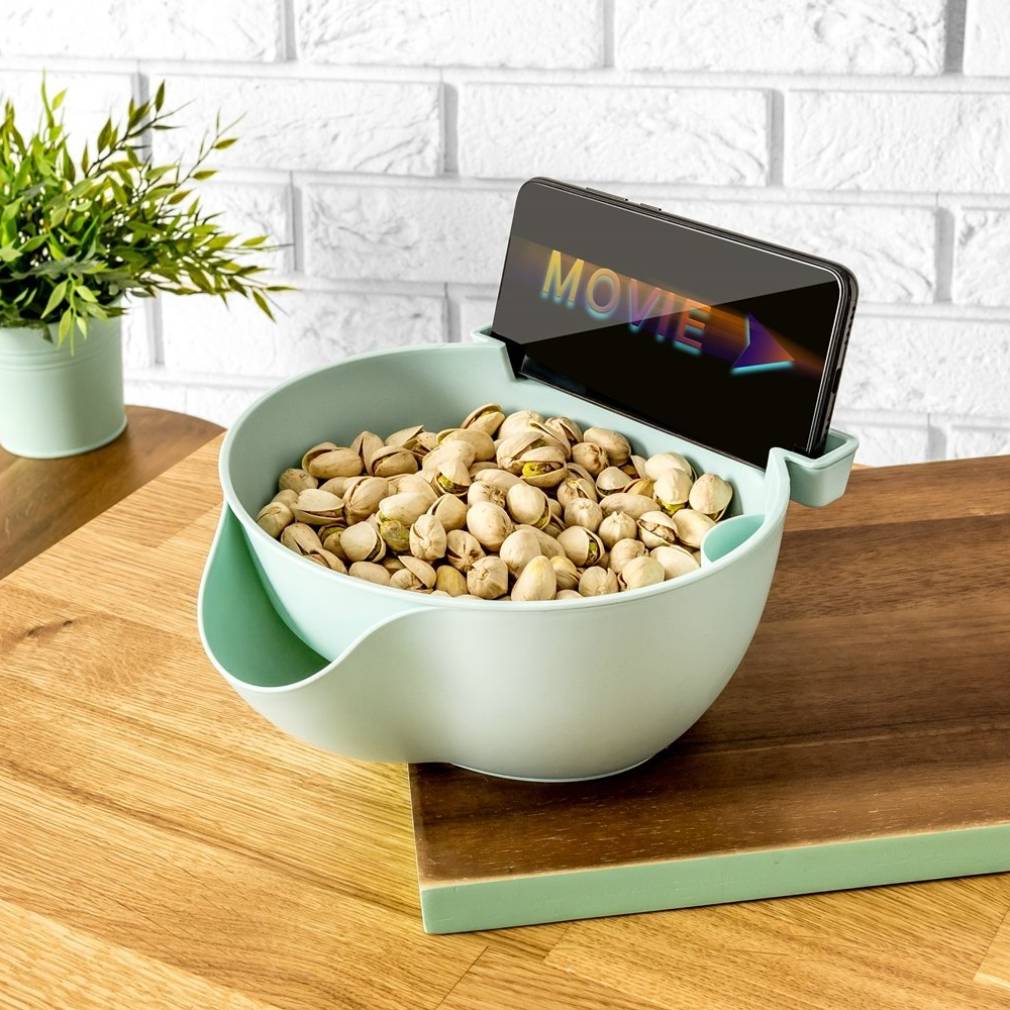 Slinka uzkodu bļoda ar tālruņa turētāju