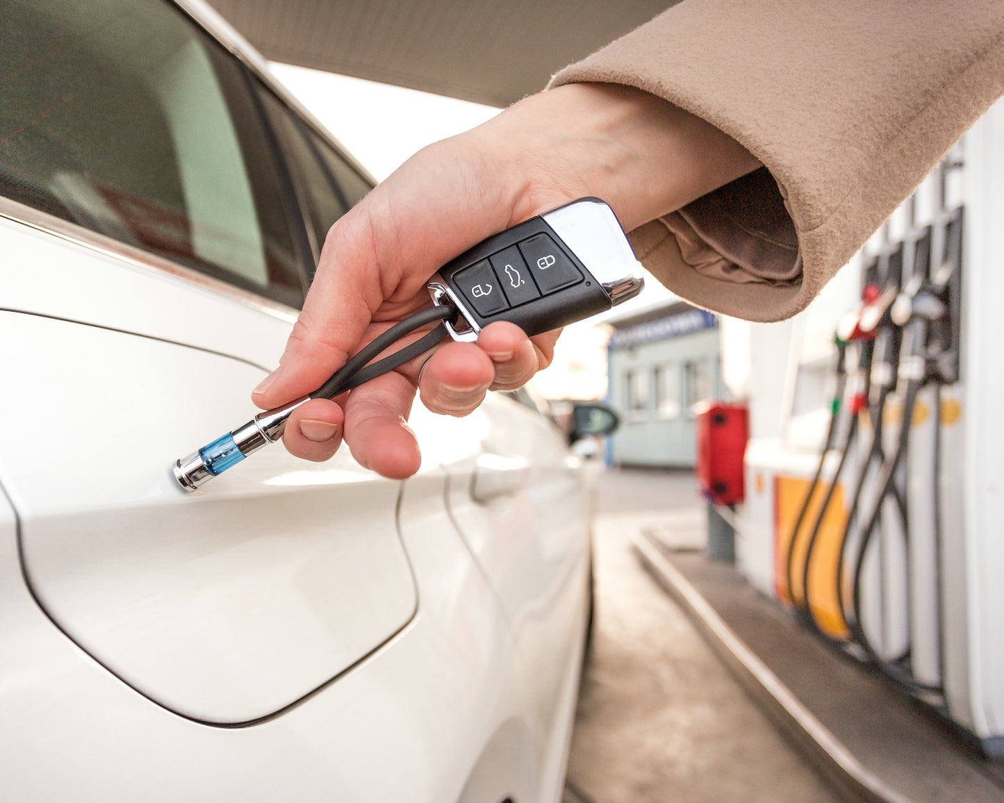 Antistatisks atslēgu piekariņš