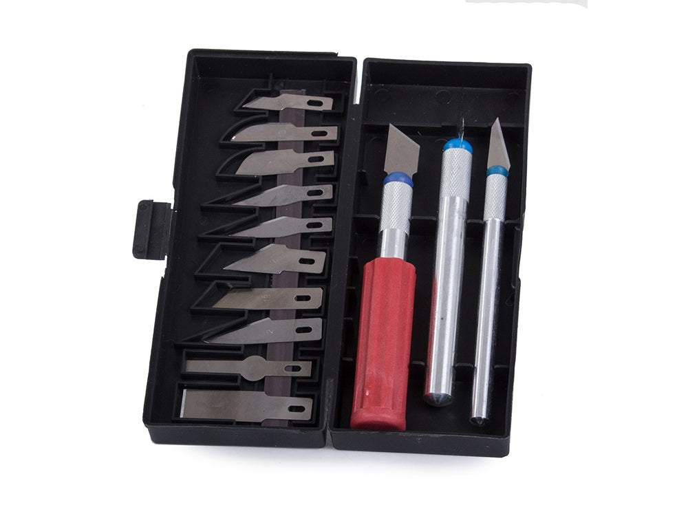 Skalpelis ar 13 uzgaļiem - nazis modelēšanai