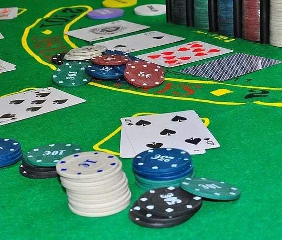 Pokera komplekts 200 žetoni