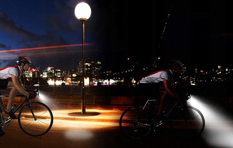 Velosipēda lukturis ar zvaniņu + aizmugurējais lukturis