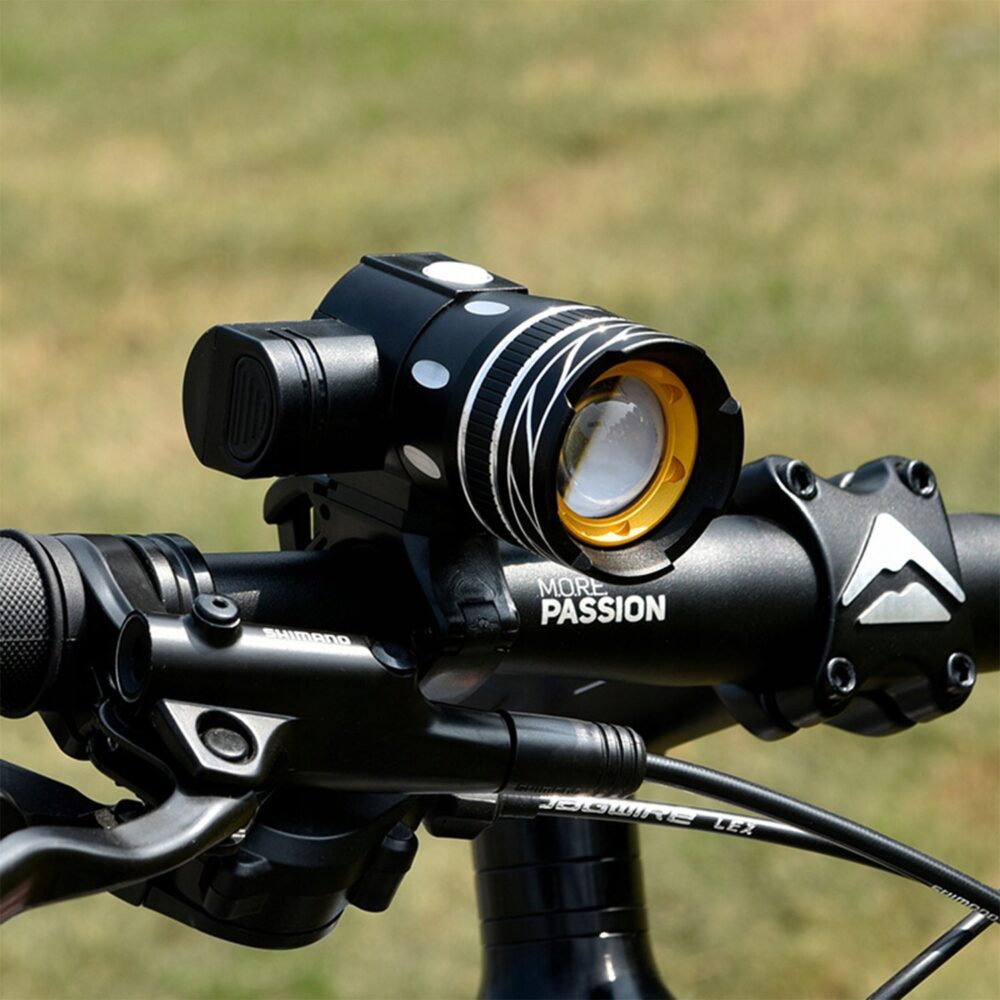 Velosipēda lukturis + aizmugurējais lukturis