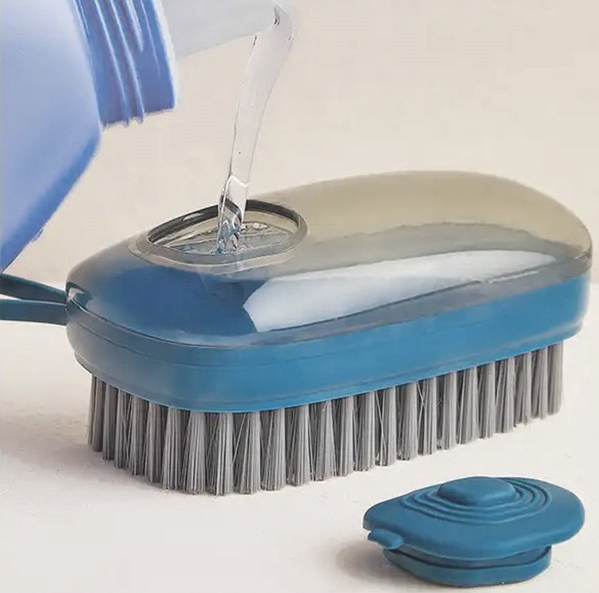 Birstīte dispenseris ar škidruma nodalījumu