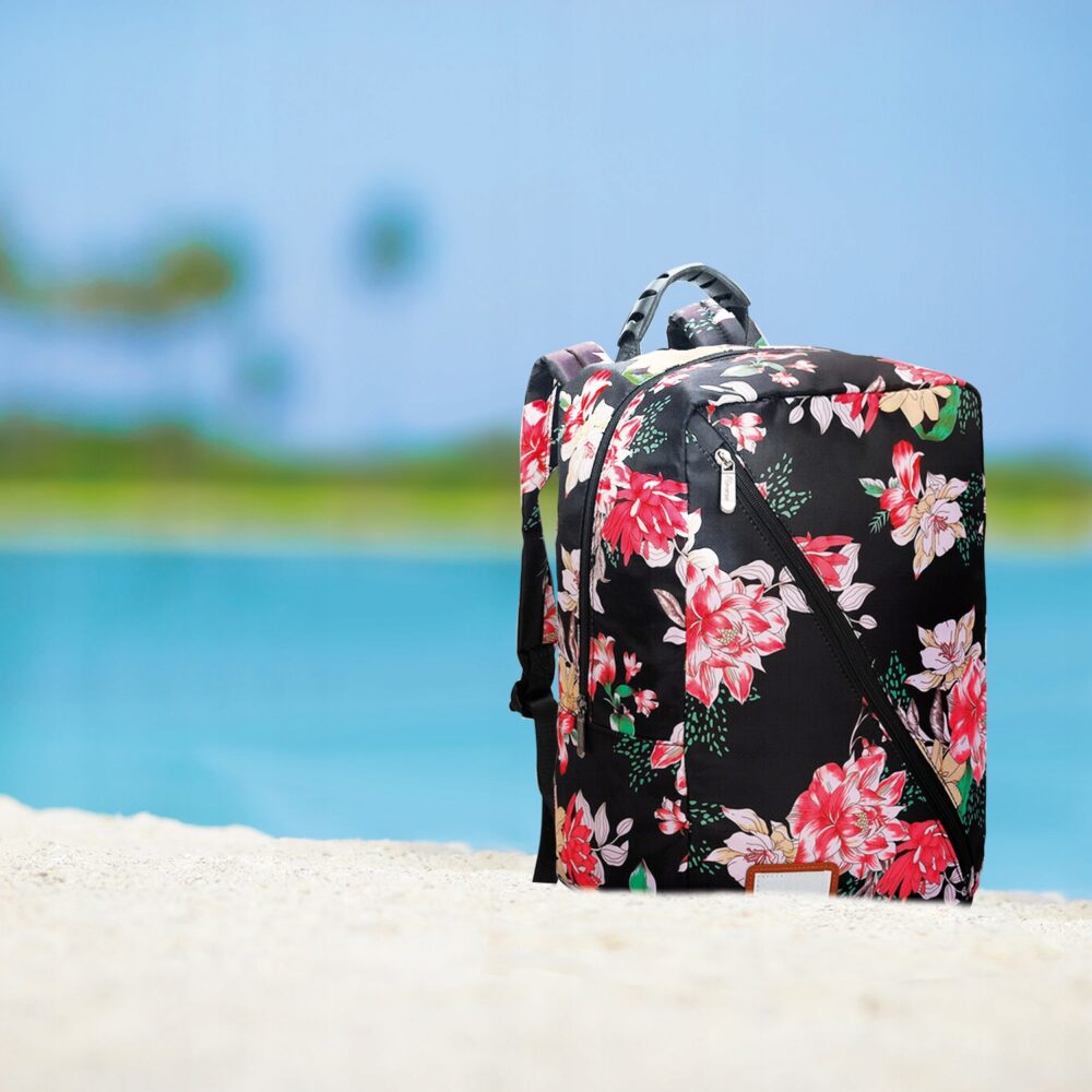 Mugursoma ar ziedu rakstu