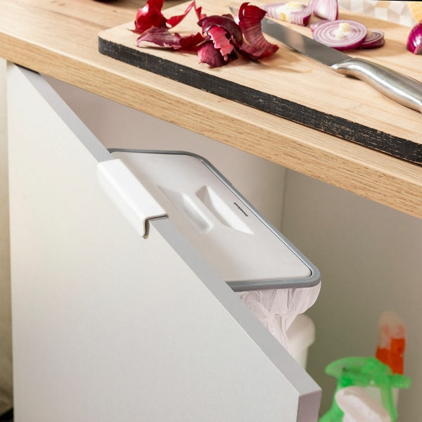 Miskastes maisu turētājs ar vāku