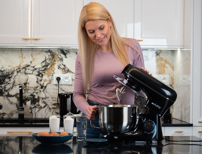 Virtuves kombains – blenderis