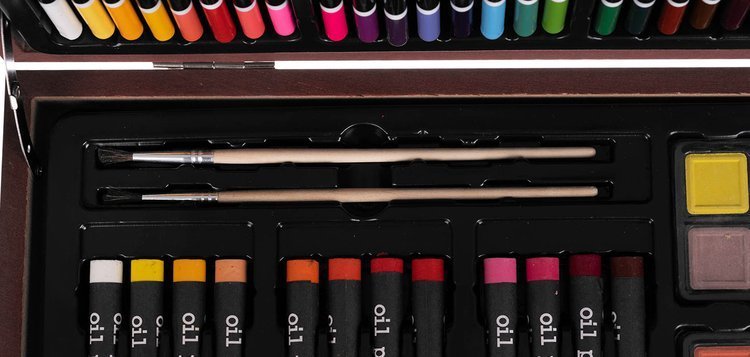 Zīmēšanas komplekts čemodānā