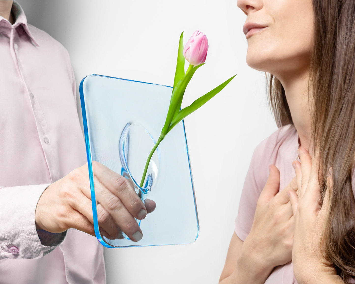 Ziedu rāmja vāze - CAURSPĪDĪGI ZILA