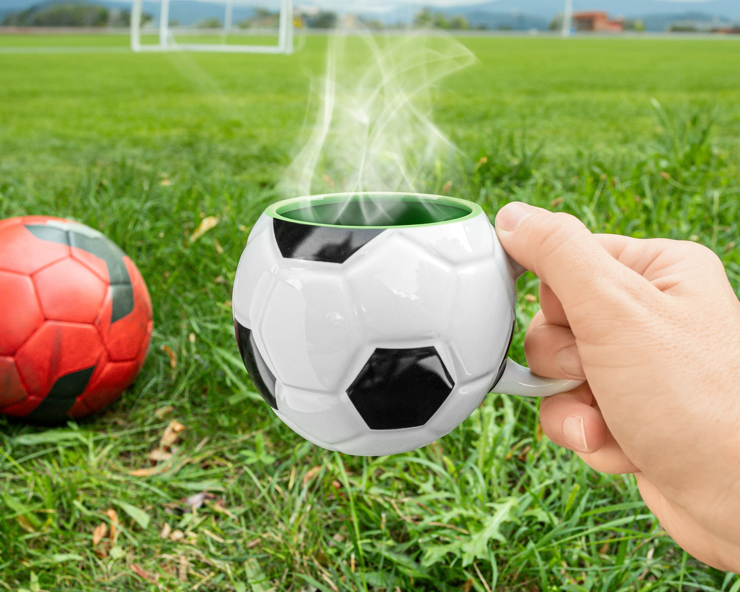 FUTBOLA krūze (keramika) - zaļa iekšpuse