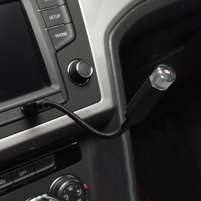 Zvaigžņu projektors mašīnai sarkanā krāsā