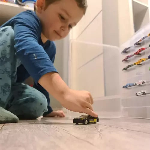 Krāsainu automašīnu komplekts 1: 64 - 16 gab