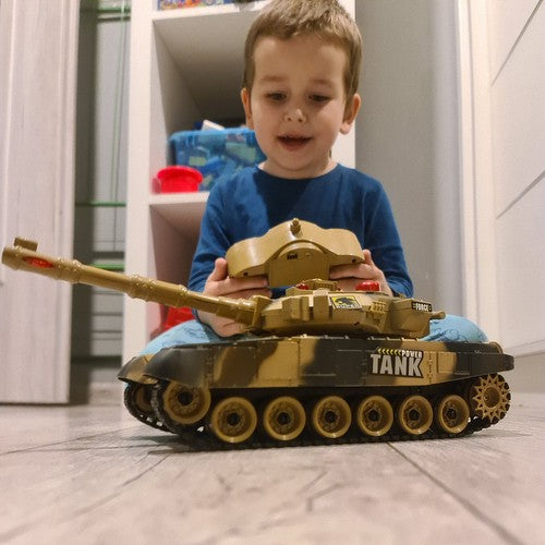 Tanks ar vadības pulti