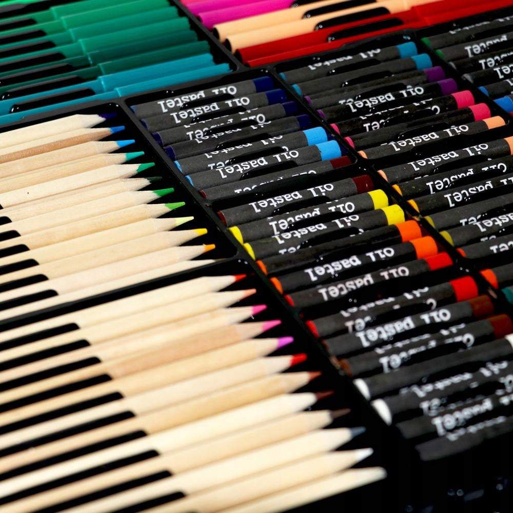 Mākslas komplekts ar 288 gab.