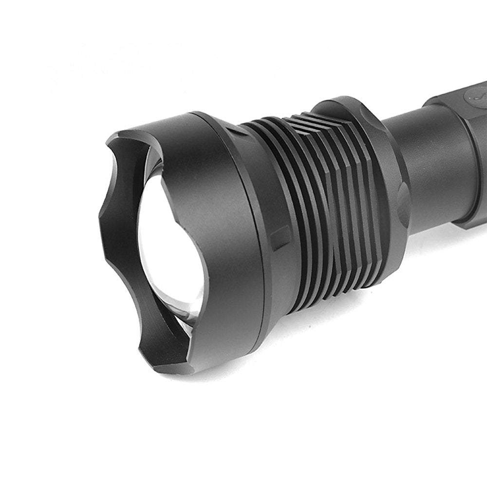 Militāri taktiskais LED lukturis