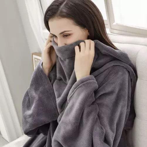 Pleds-halāts- gaiši pelēks