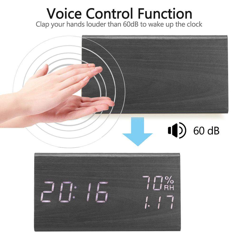 Trīsstūra koka pulkstenis