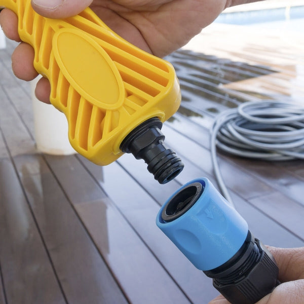 Augstspiediena ūdens pistole ar tvertni