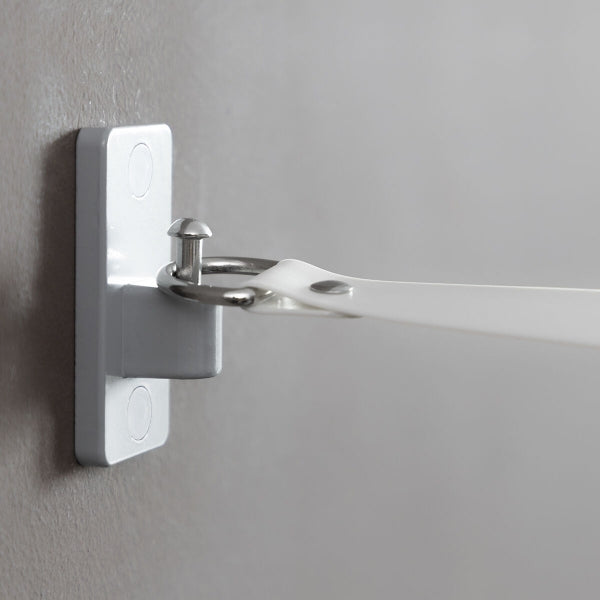 Izvelkams apģērbu žāvētājs